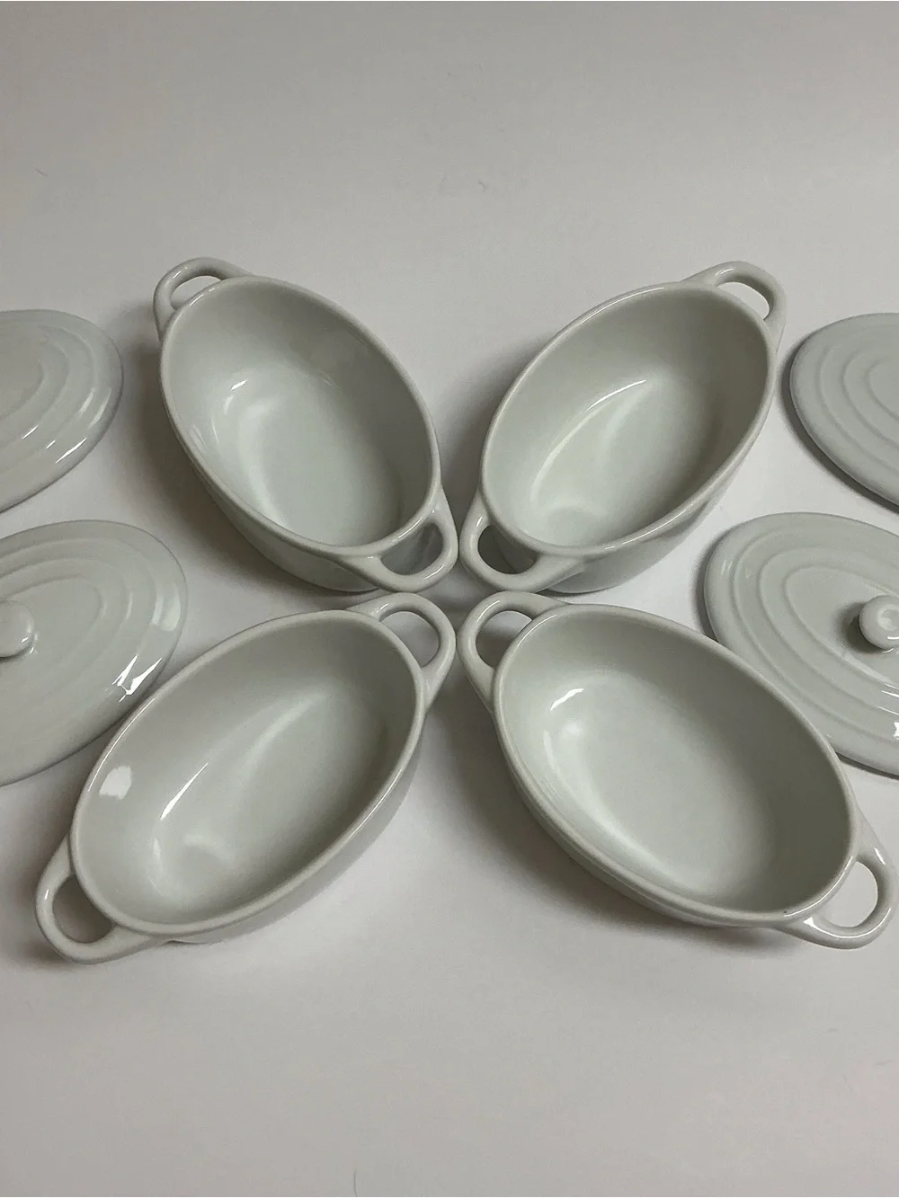 Pier 1 White Baking Dish SET OF 4 Lids 7.5 oz Minicocotte Souffle Ramekin Bakers
